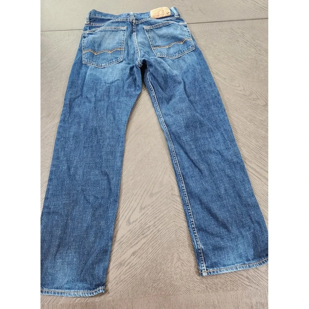 Americna Eagle product pair